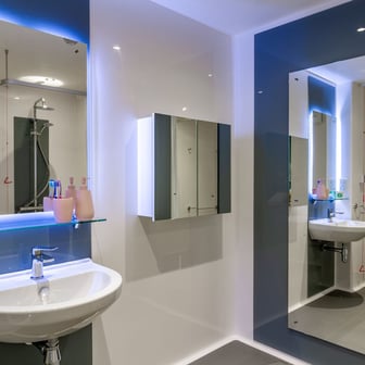 Platinum En Suite - Image 6
